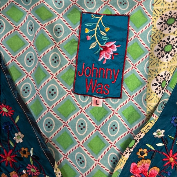 Johnny Was Floral Embroidered EUC shirt or dress - Picture 2 of 3
